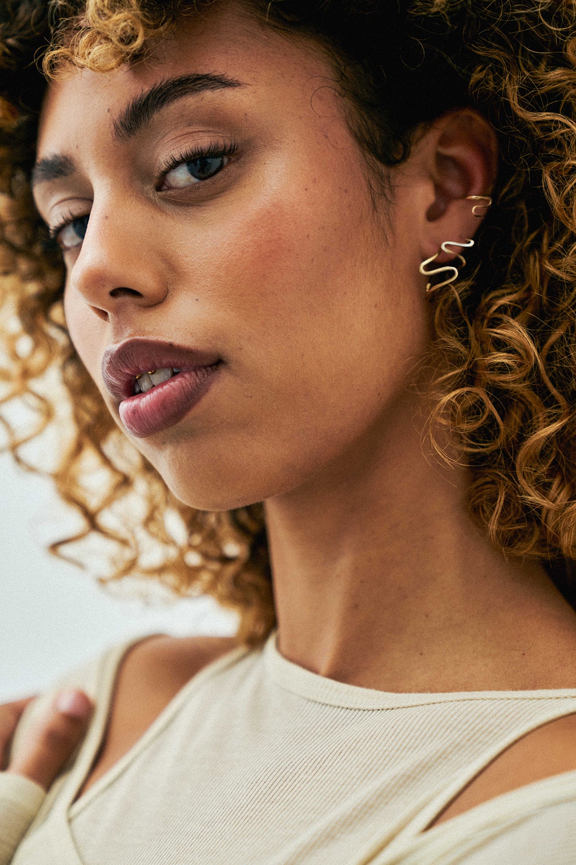 damarisdurrleman_bijouxprecieux_bijouxorrecycle_bijouxcreateur_bijouparis_bijouxorganiques_bijouxethiques_fild_or_bijouxfins_creoleseteracuffor_