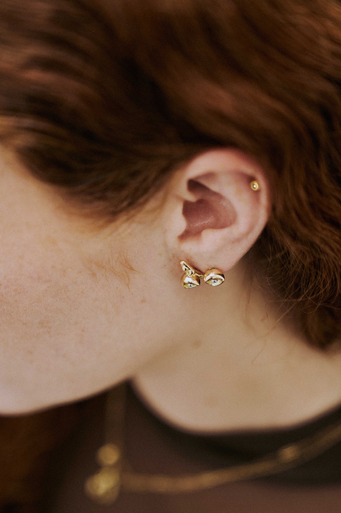 damarisdurrleman_bijouxprecieux_bouclesd_oreillesorrecycle_bijouxcreateur_bijouparis_bijouxorganiques_bijouxethiques_fild_or_bijouxsculpturesor_paruresoreilles_piercing_2emetrou