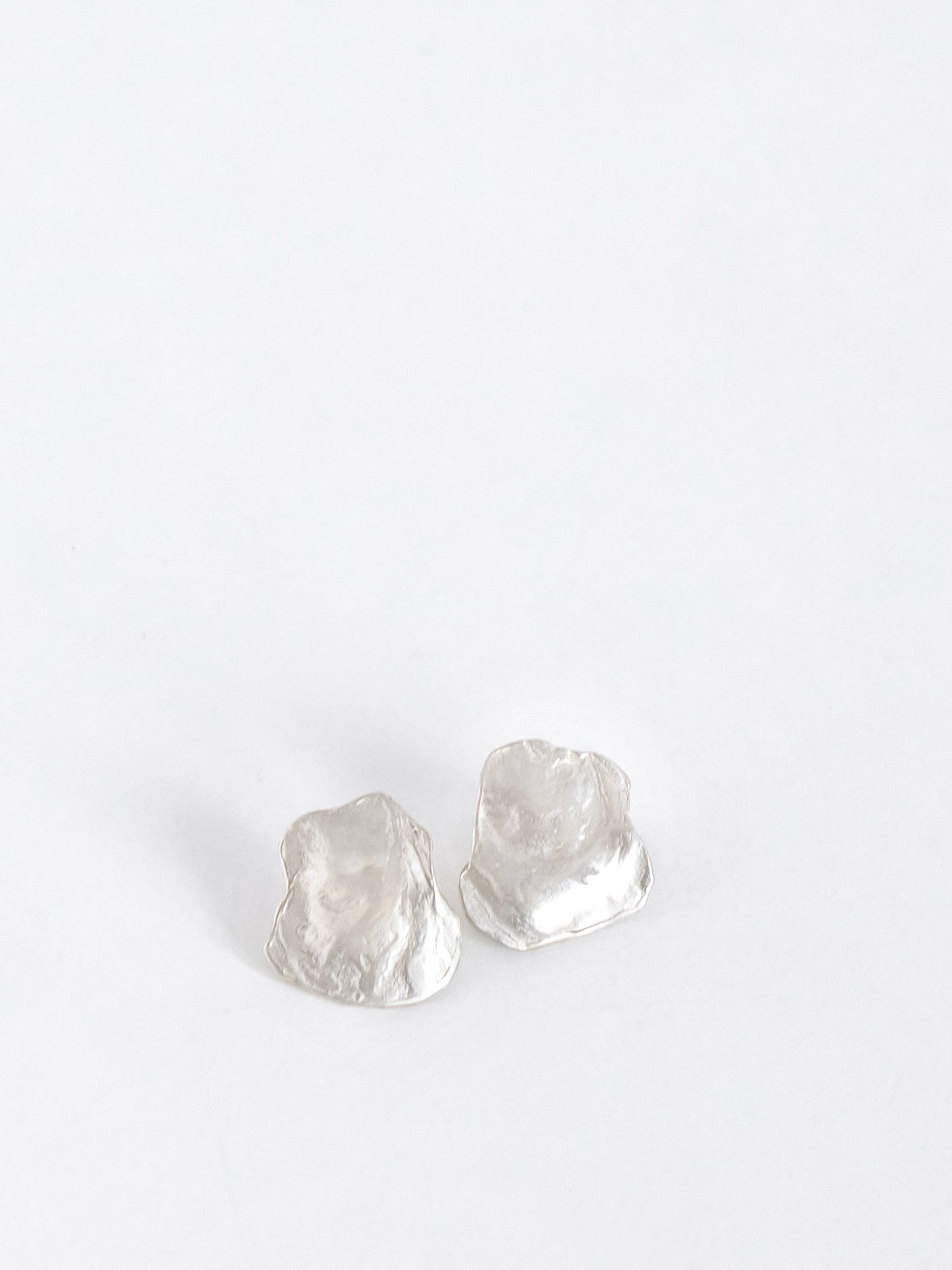 damarisdurrleman_petitesbouclesd_oreillesoysters_bouclesd_oreillesargent_bijouxsculpture_bijouxprecieux_bijouxargent_bijouxcreateur_bijouparis_bijouxorganiques_bijouxethiques_bijouxargent