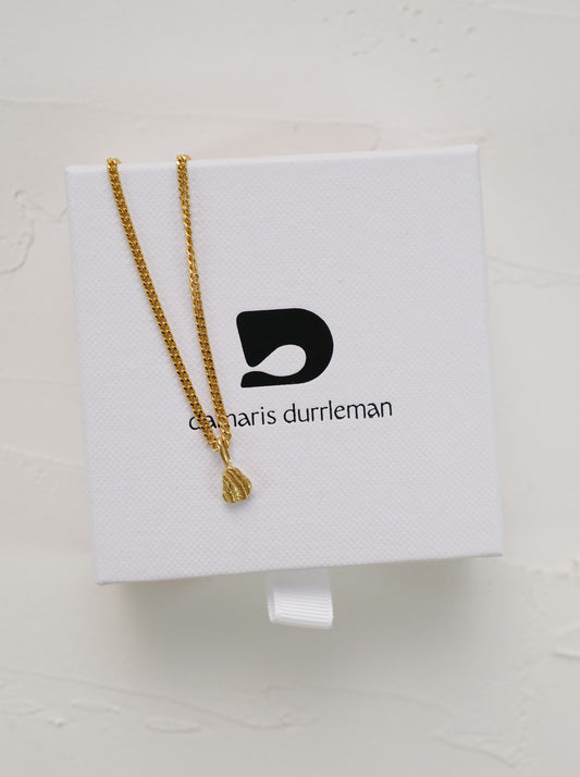 bijouxsur-mesureparis-joaillerieartisanaleetcreative-creationsur-mesureapartird_anciensbijoux-refontebijouxenor-pendentiforecycledamarisdurrleman
